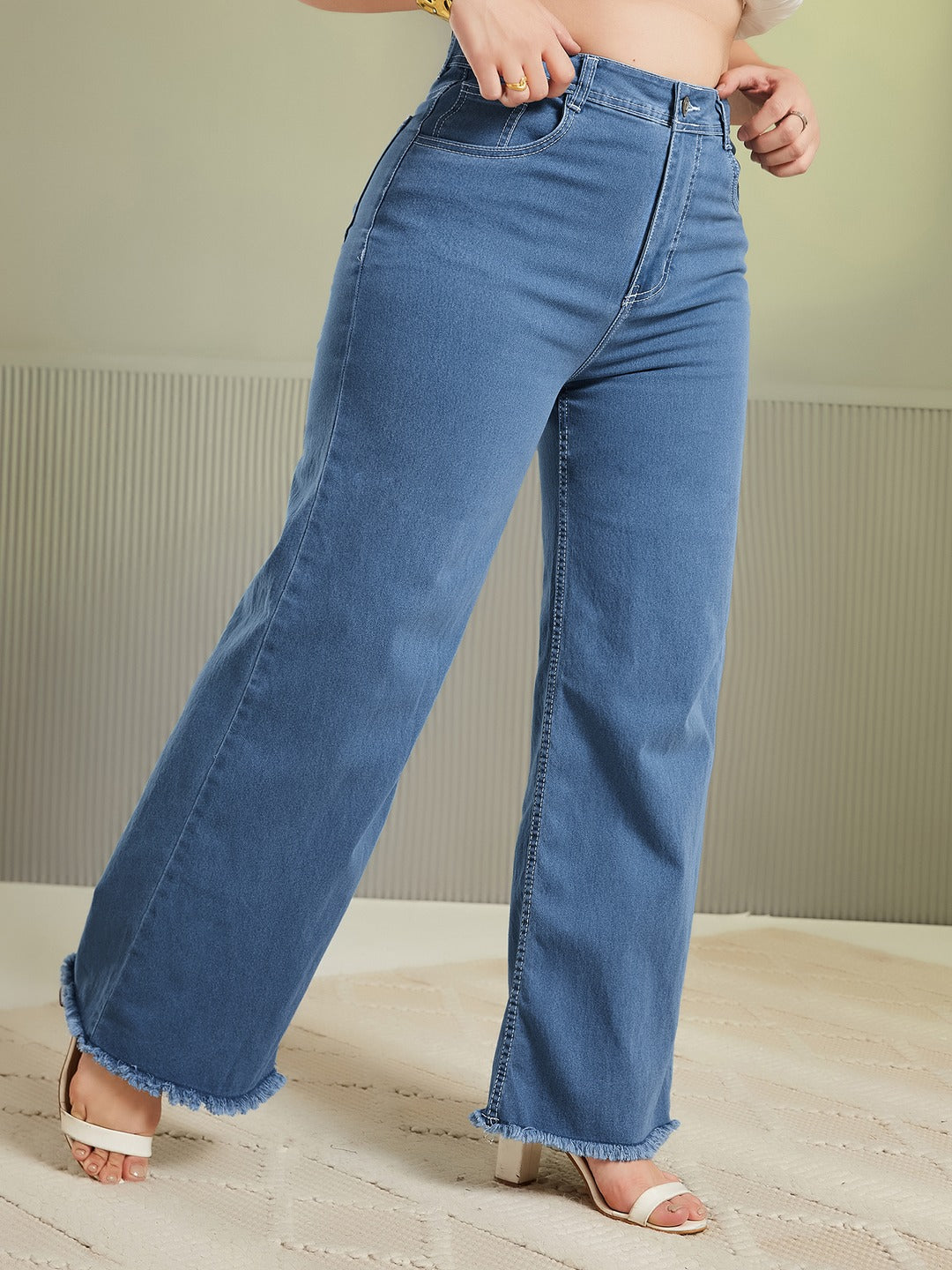 White Straight High Rise Stretchable Denim Jeans for Women