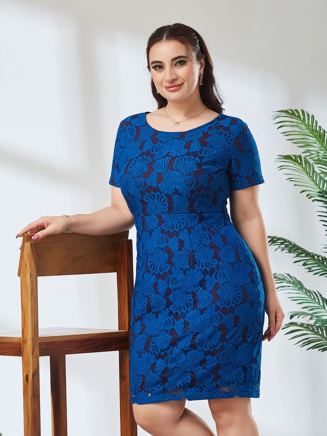 Royal Blue Round Neck Half Sleeve Self Designed Bodycon Knee-Long Lace Dress for Women