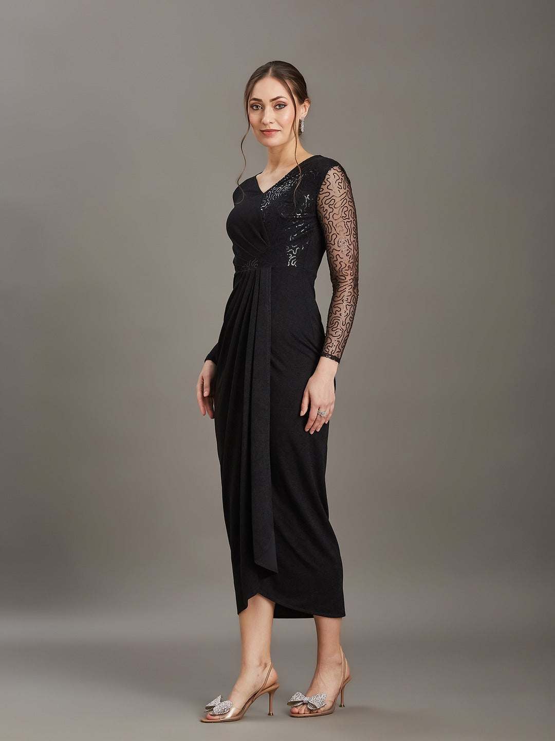 Black V-Neck Full Sleeve Embellished Pleated Longline Dress for Women
