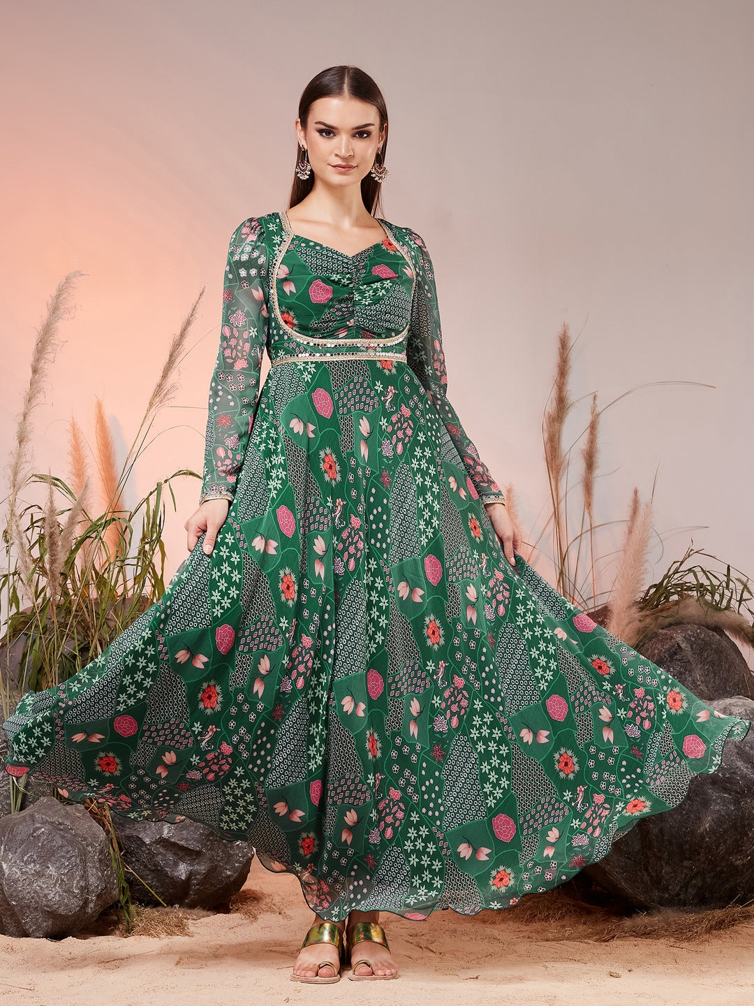 Emerald Green Sweetheart Neck Bishop Floral Ruched Maxi Chiffon Ethnic Dress for Women