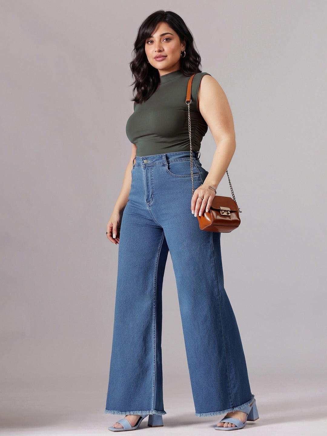 Light Blue Regular High Rise Above Knee Stretchable Denim Shorts for Women