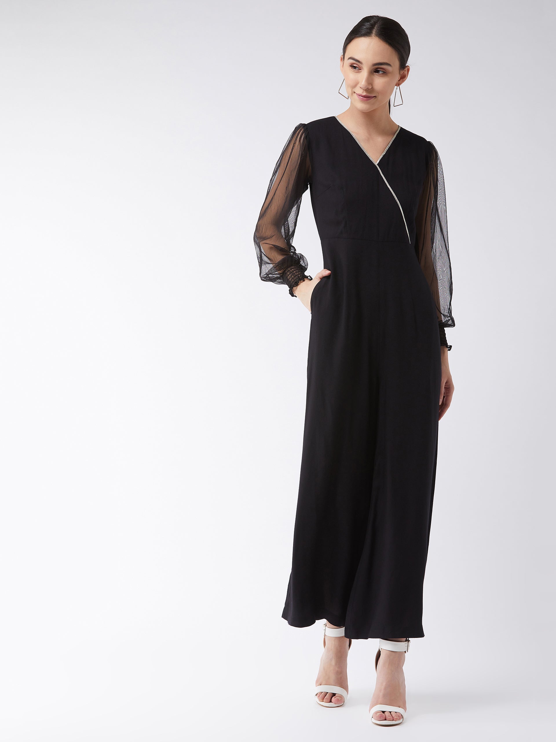 Women's Black Solid Relaxed Fit Long Sleeve V-Neck Ankle-Length Straight Jumpsuit