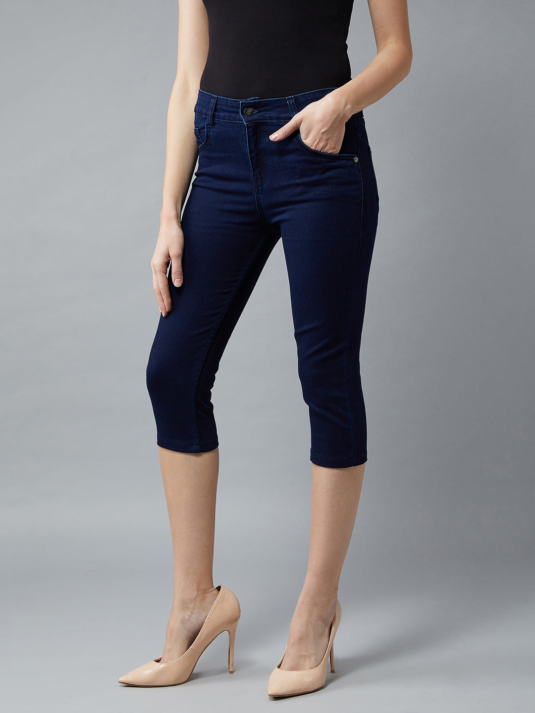 Women's Navy Blue Skinny Fit High Rise Cropped Length Clean Look Denim Stretchable Capri Jeans