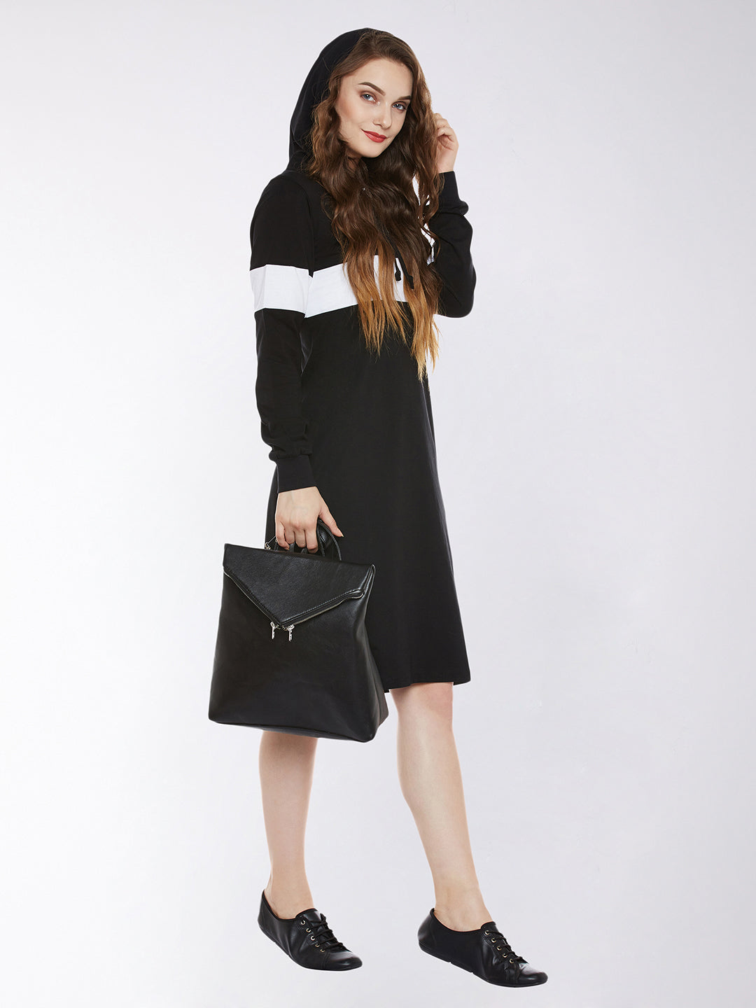 Women's Black Round Neck Full Sleeve Solid Knee-Long Hooded Dress