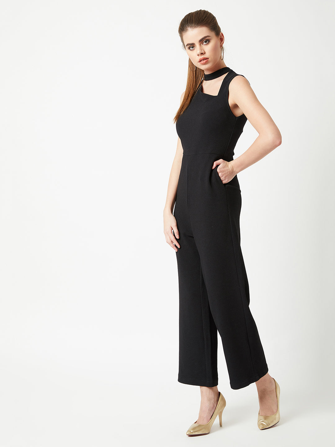 Crease Ease Women's Black V-Neck Sleeveless Solid Wide Leg Regular Length Jumpsuit