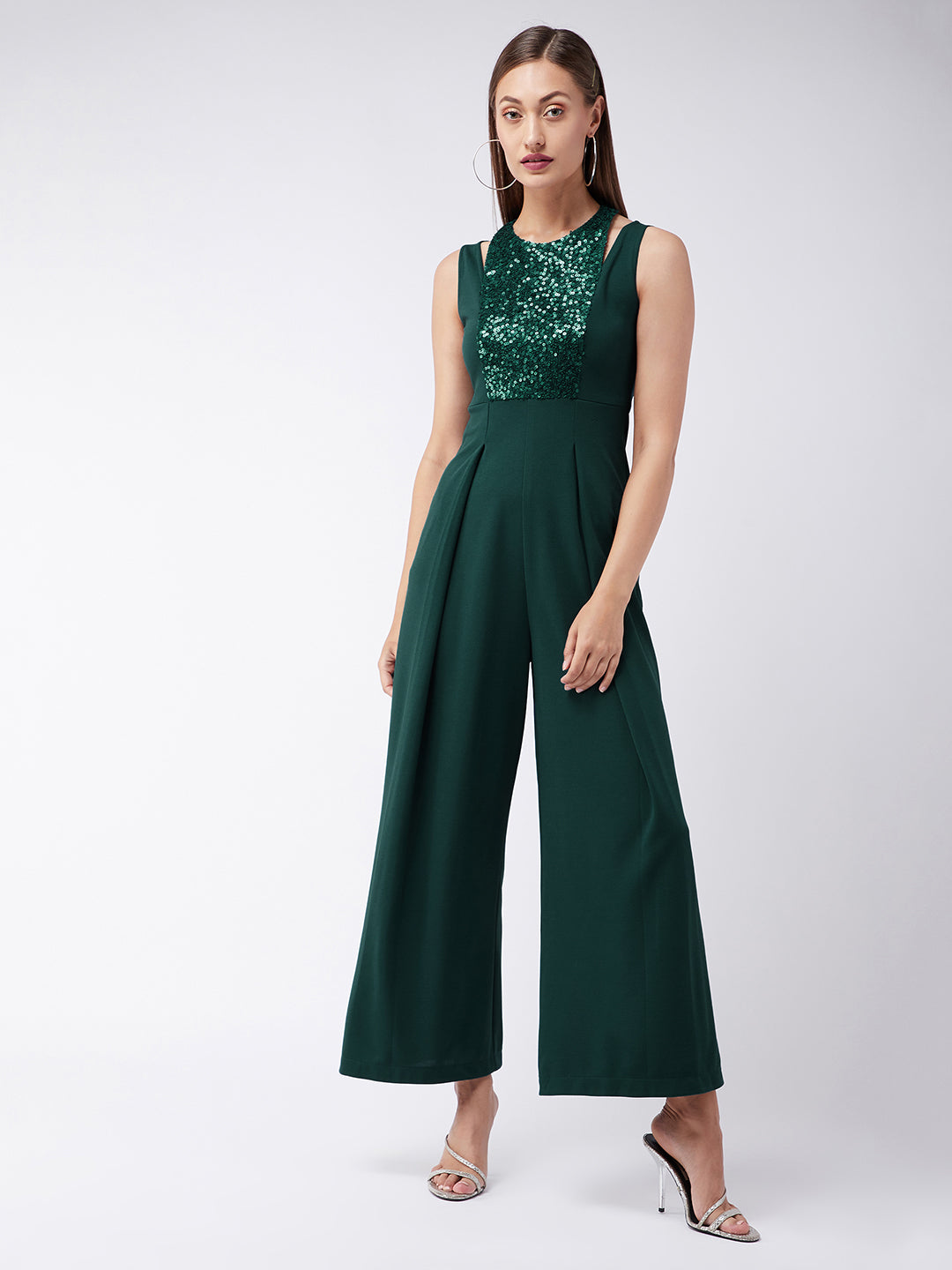 Crease Ease Women's Dark Green Halter Neck Sleeveless Solid Pleated Jumpsuit