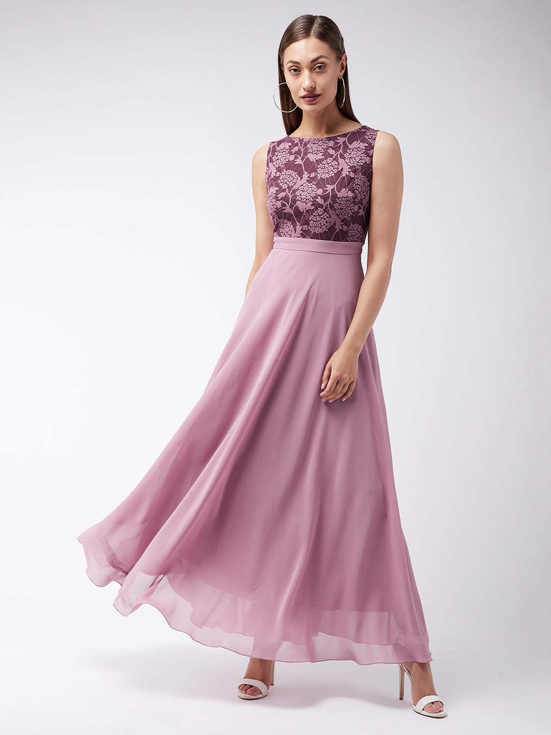 Women's Lavender Round neck Sleeveless Solid Lace Overlaid Maxi Dress