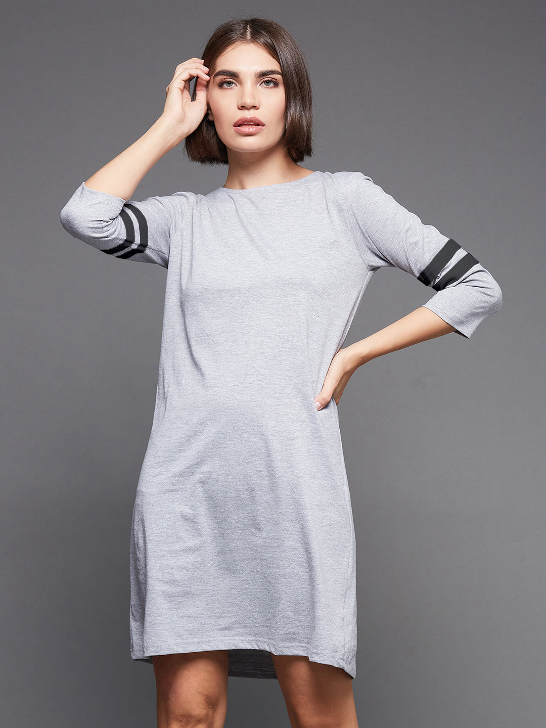 Women's Light Grey Round Neck Full Sleeve Cotton Solid Knee-Long Shift Dress