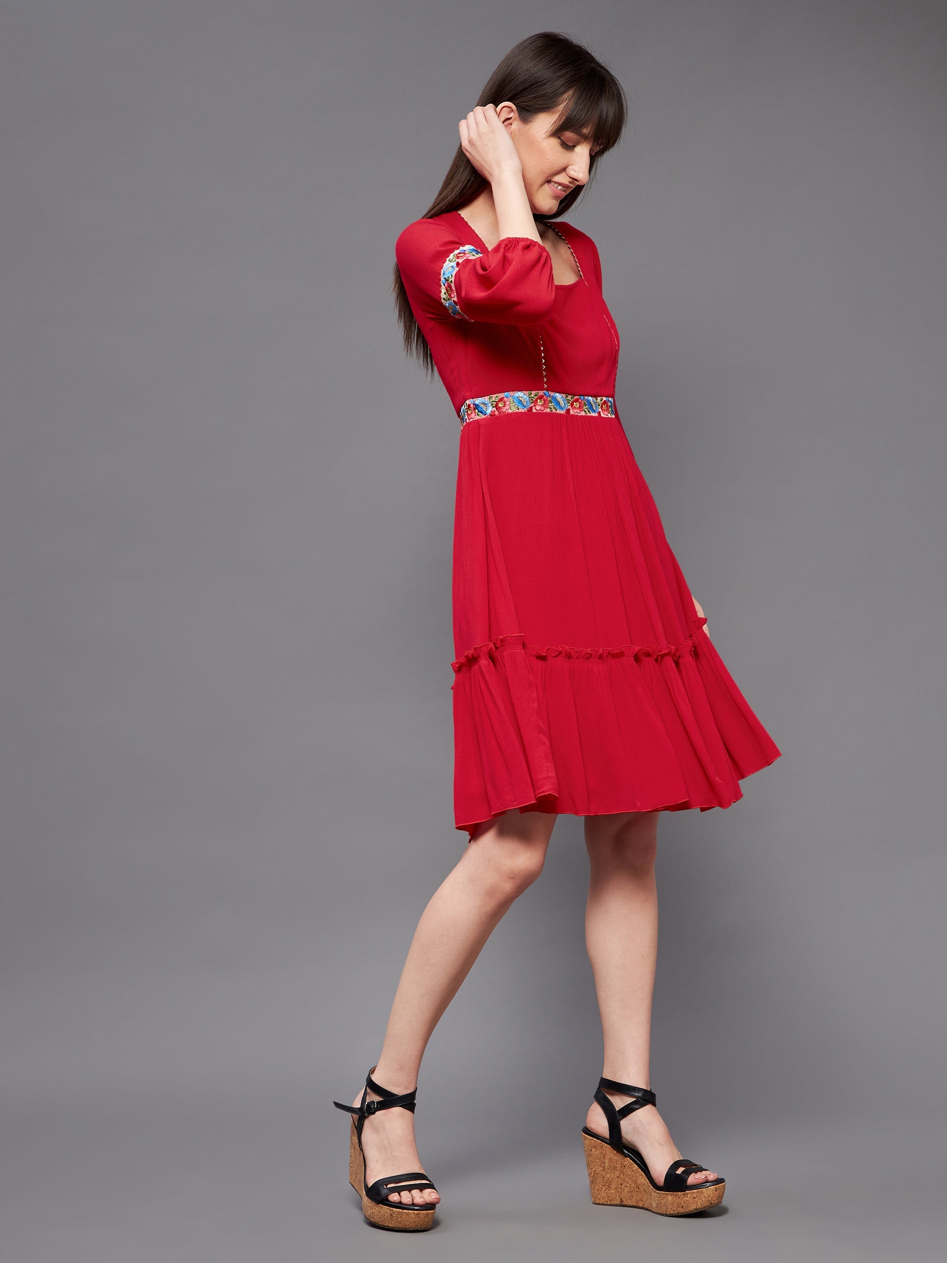 Women's Red Square Neck Bishop Sleeve Viscose Rayon Solid Gathered Midi Dress